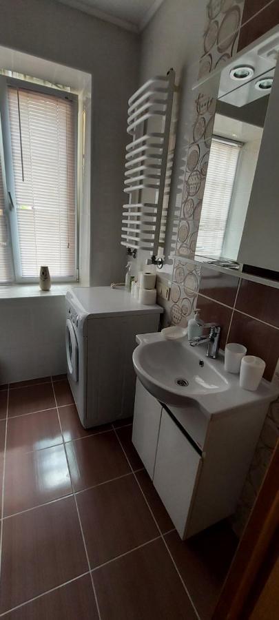 Stylish Deluxe Apartments!!! إلفيف المظهر الخارجي الصورة