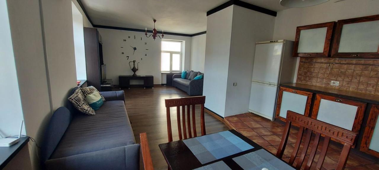 Stylish Deluxe Apartments!!! إلفيف المظهر الخارجي الصورة