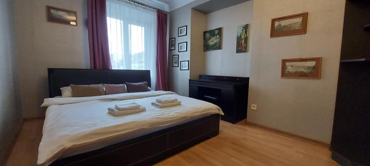 Stylish Deluxe Apartments!!! إلفيف الغرفة الصورة